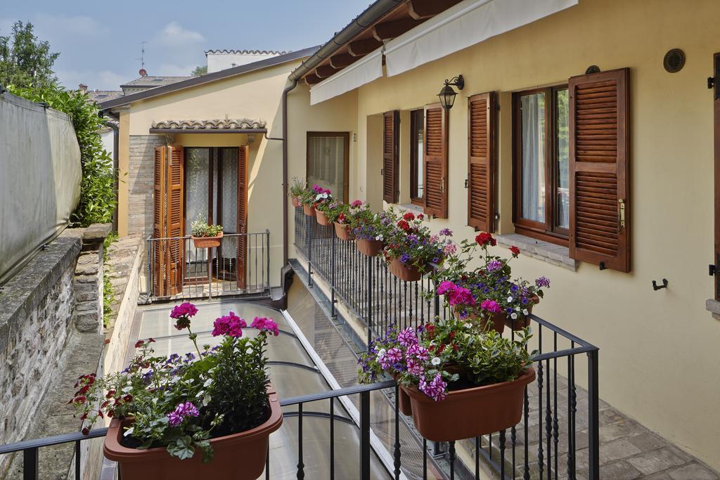 Residence Cavour 63 Ravenna Oda fotoğraf